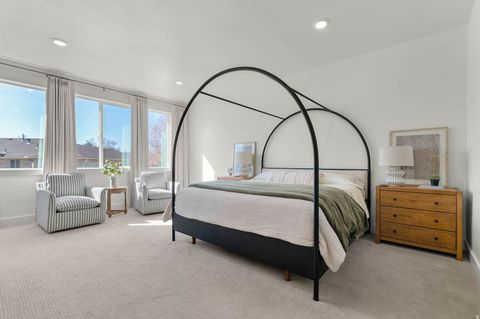 Tiny photo for 2291 E PARKSIDE CIR, South Ogden, UT 84403 (MLS # 2143364)