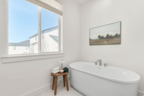 Tiny photo for 2291 E PARKSIDE CIR, South Ogden, UT 84403 (MLS # 2143364)