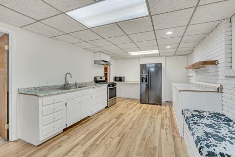 Tiny photo for 967 N 1020 E, Pleasant Grove, UT 84062 (MLS # 2141597)