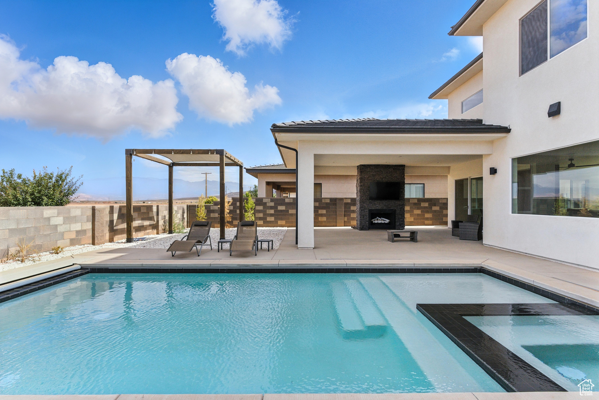 NORTH SLOPE AT COPPER ROCK PH 2 - Residential