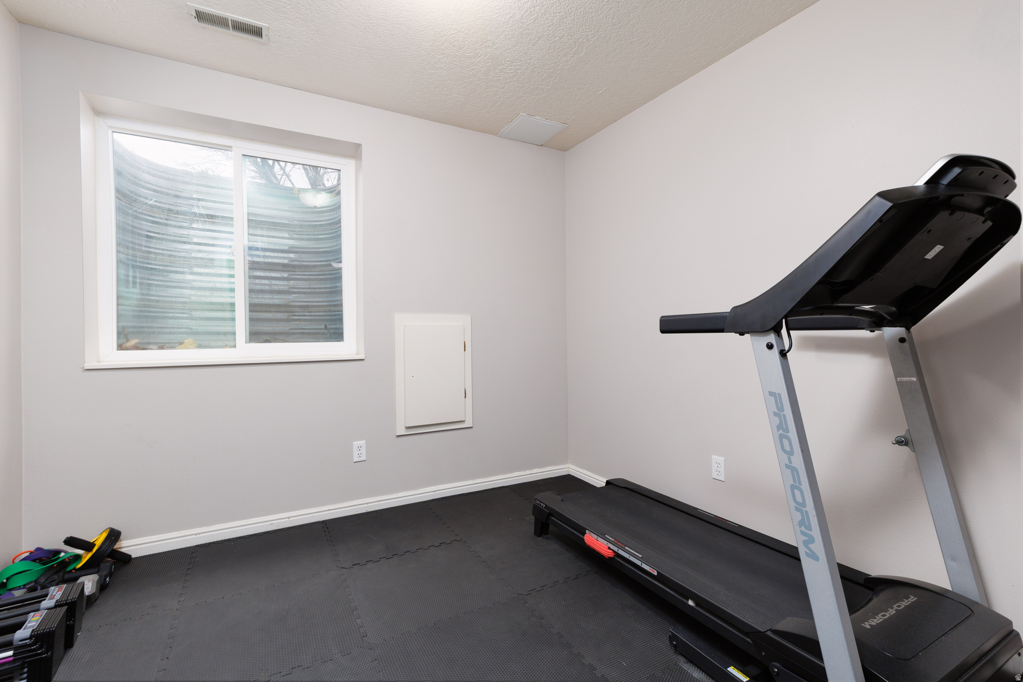 LANDMARK ESTATES - Residential