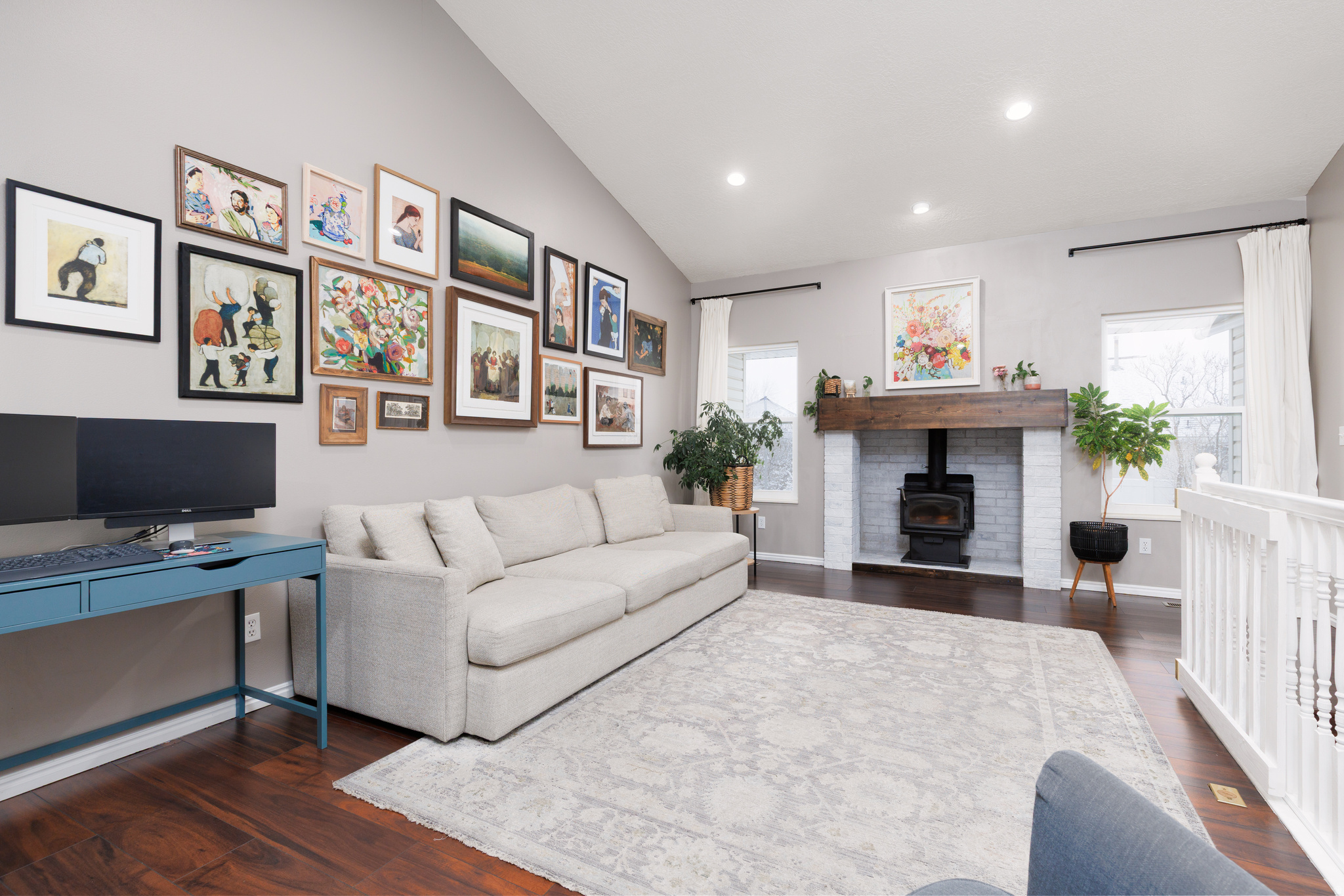 LANDMARK ESTATES - Residential