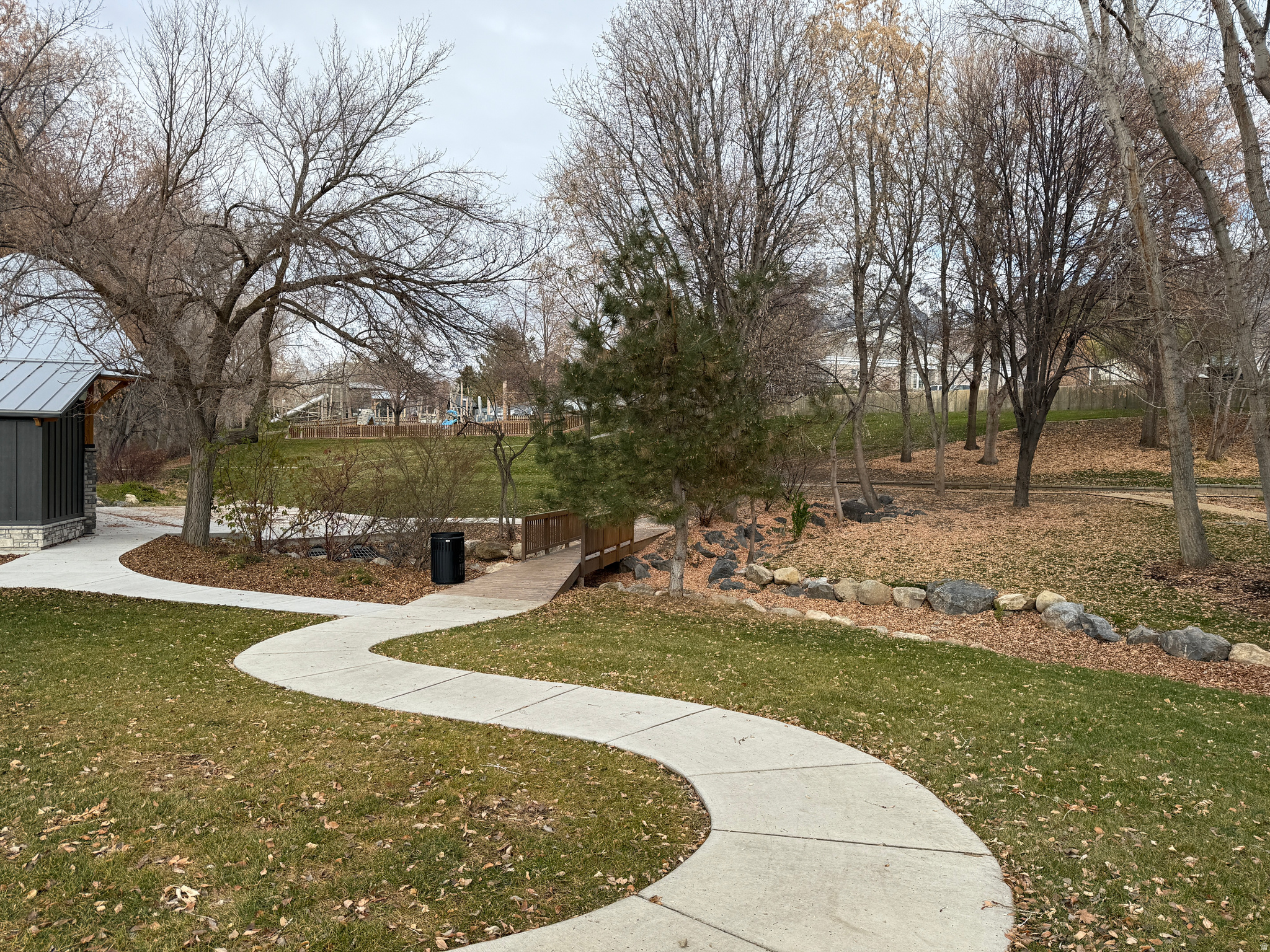 LANDMARK ESTATES - Residential