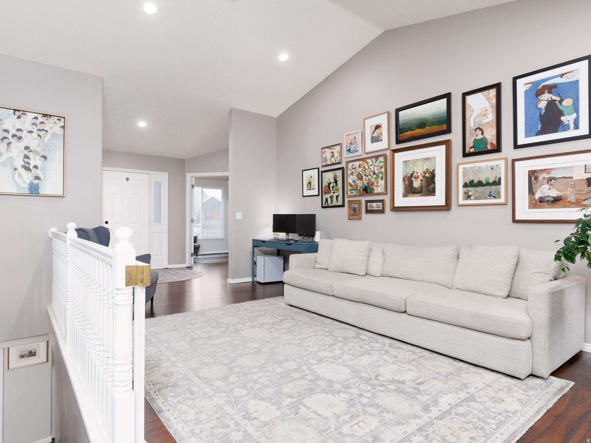 LANDMARK ESTATES - Residential