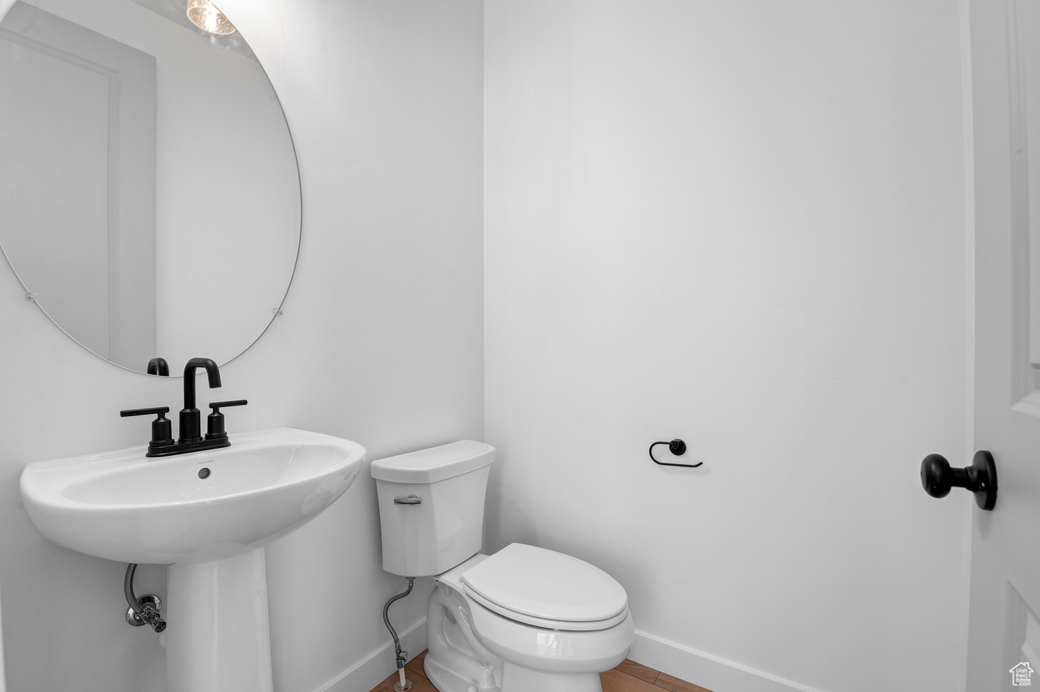 HOLBROOK SCANDIA 3318 - Residential