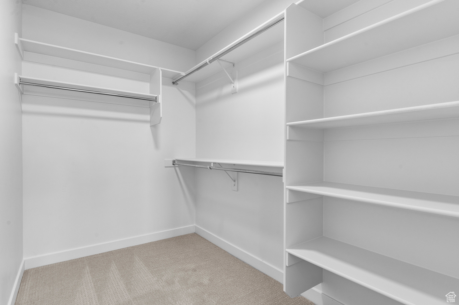 HOLBROOK SCANDIA 3318 - Residential