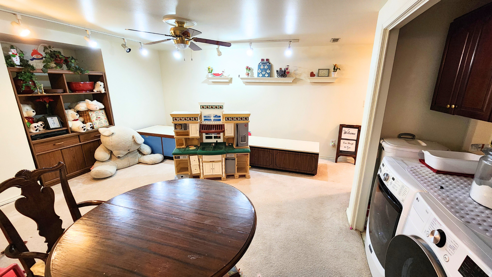 ELYSIAN FIELDS - Residential