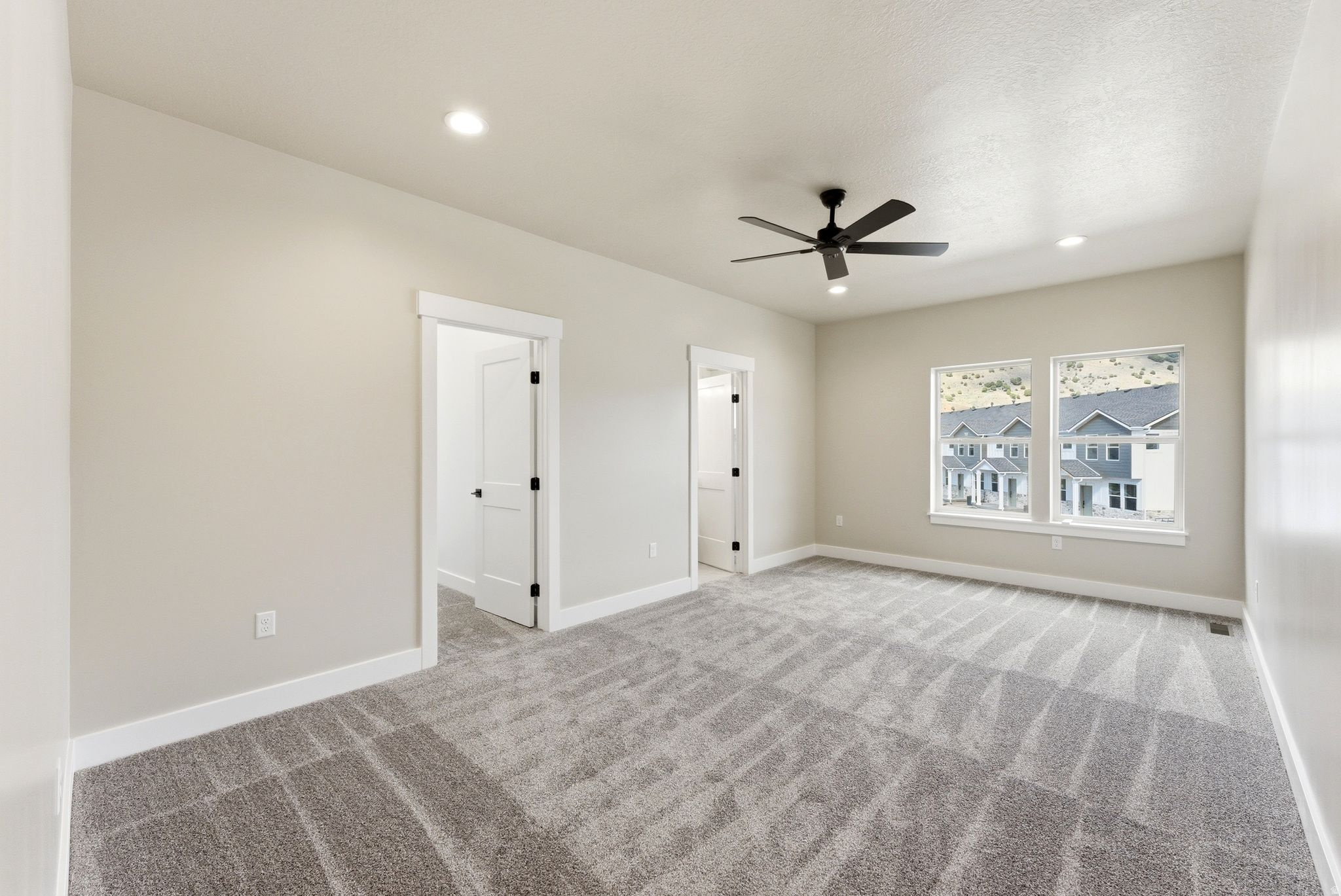 MOUNTAIN HORIZON - Residential Income