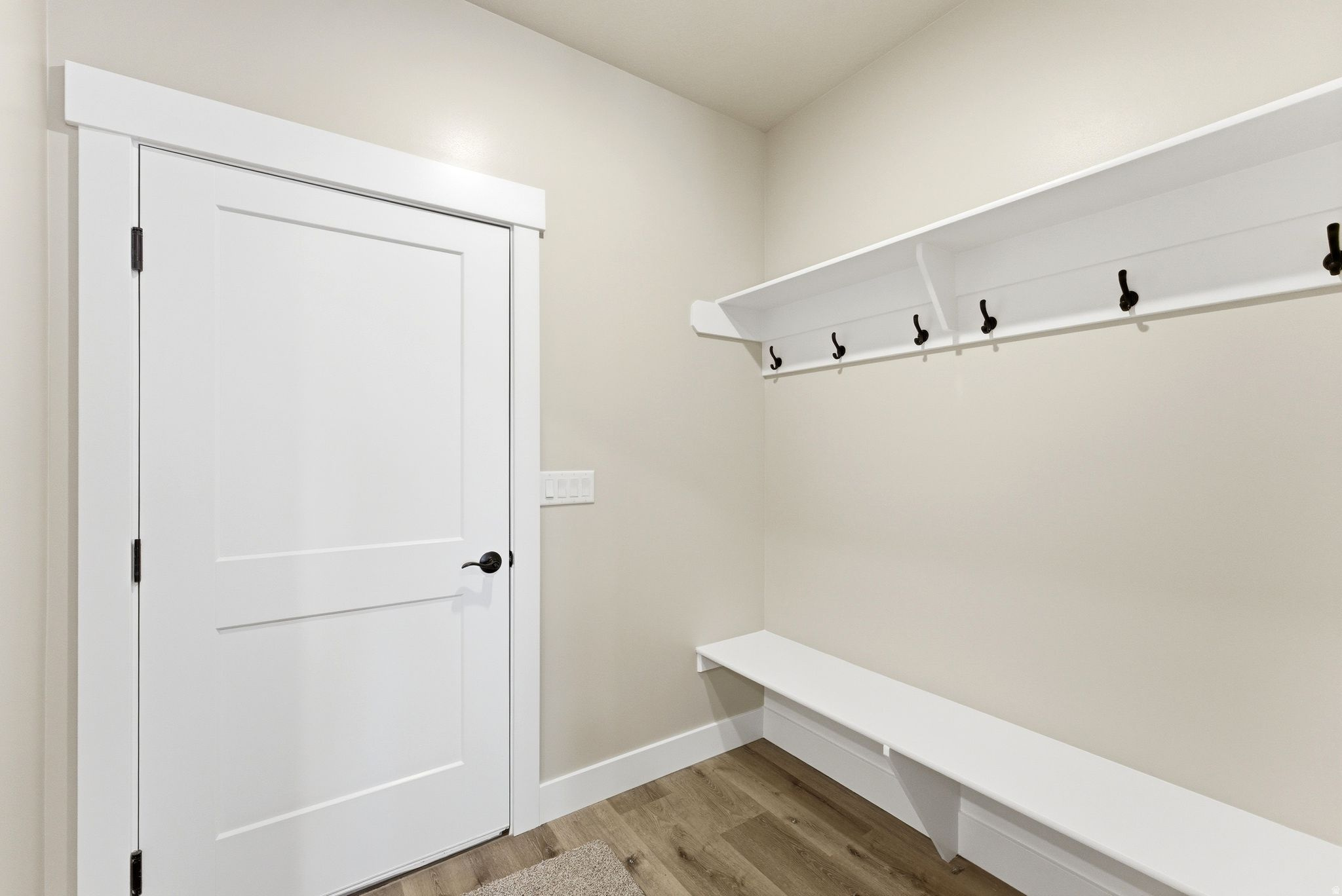 MOUNTAIN HORIZON - Residential Income