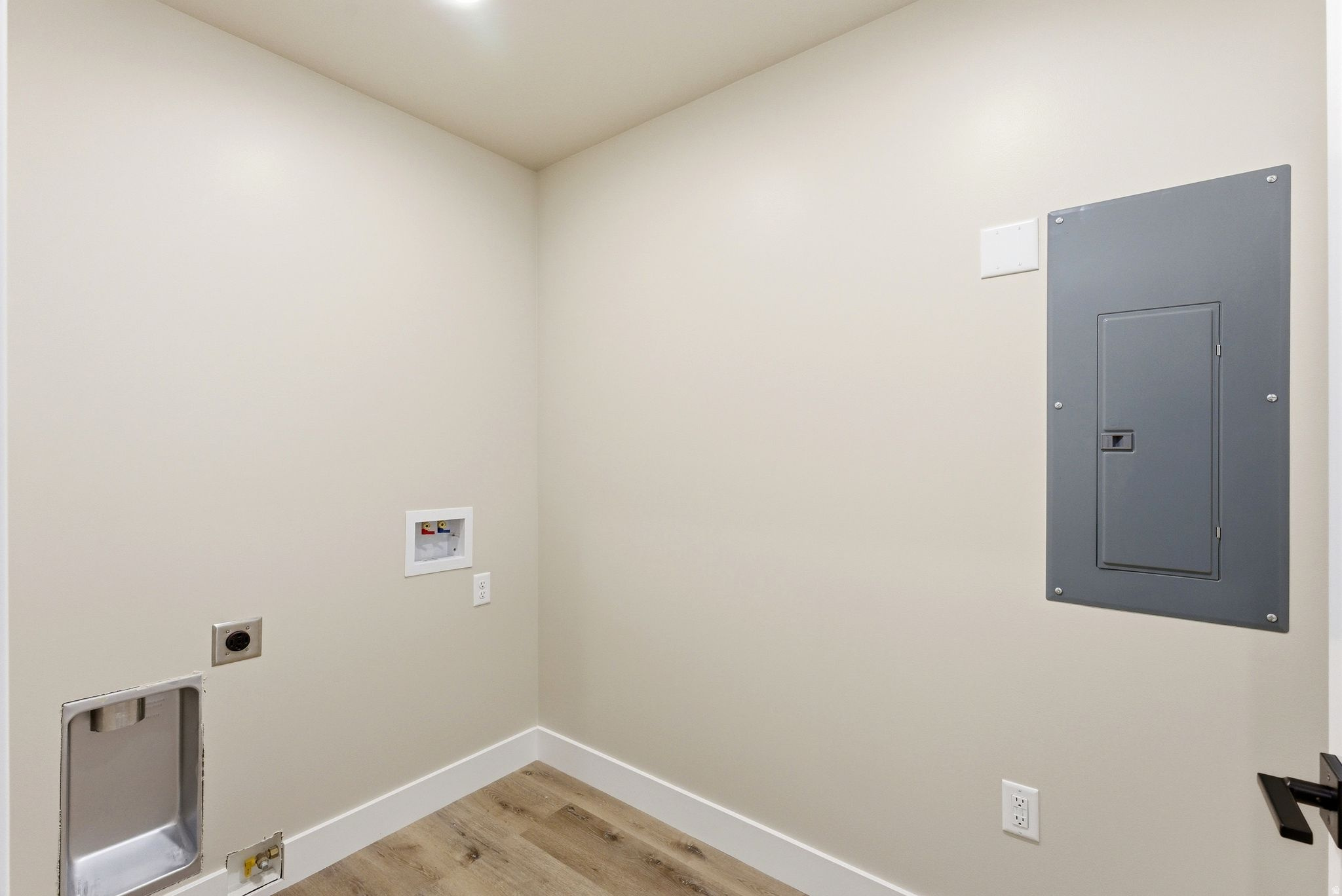 MOUNTAIN HORIZON - Residential Income