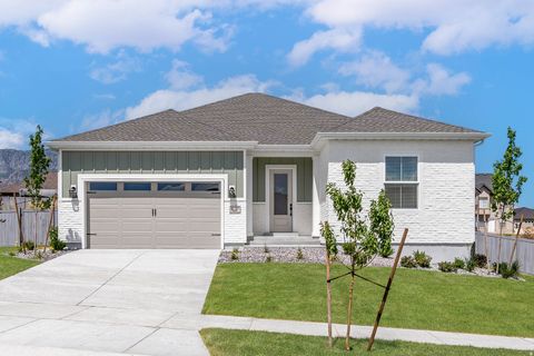Photo of 907 CREST DALE LN S, Santaquin, UT 84655 (MLS # 2149787)