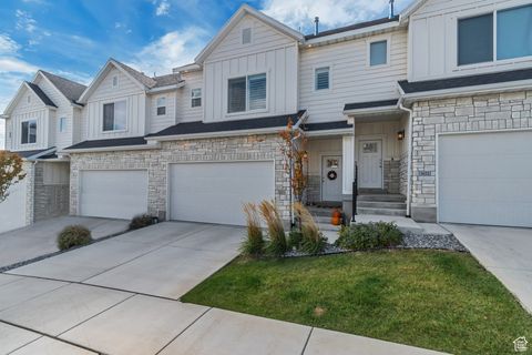 Photo of 1017 W VISTA RIDGE DR #120, Lehi, UT 84043 (MLS # 2119589) Photo of 1017 W VISTA RIDGE DR #120, Lehi, UT 84043 (MLS # 2119589)