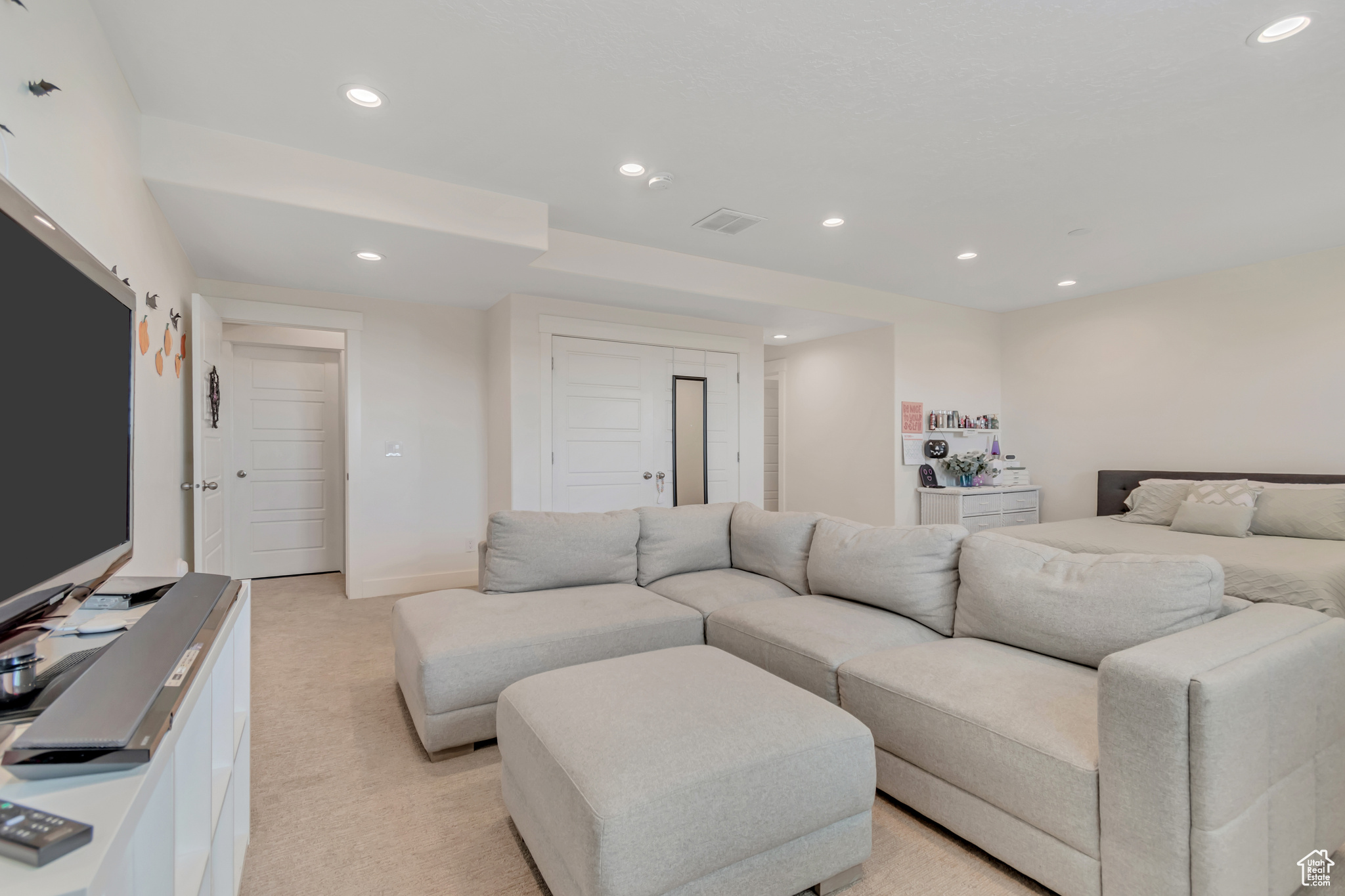 RIDGEVIEW - Residential