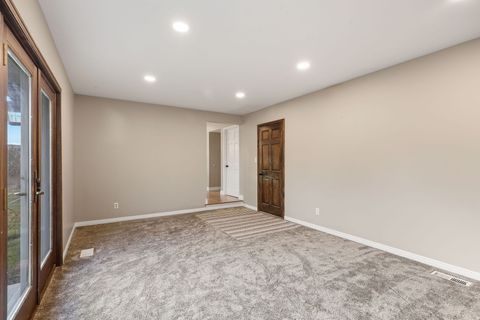 Tiny photo for 1893 W CASCADE DR, Provo, UT 84604 (MLS # 2125685)