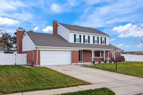 Tiny photo for 1893 W CASCADE DR, Provo, UT 84604 (MLS # 2125685)