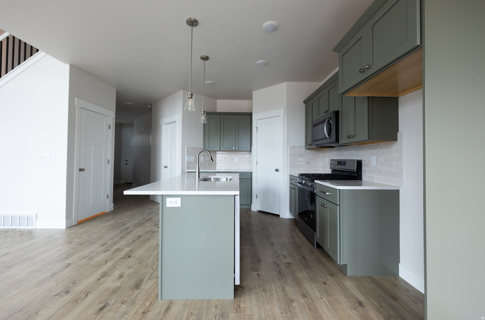 HIGHRIDGE - Residential