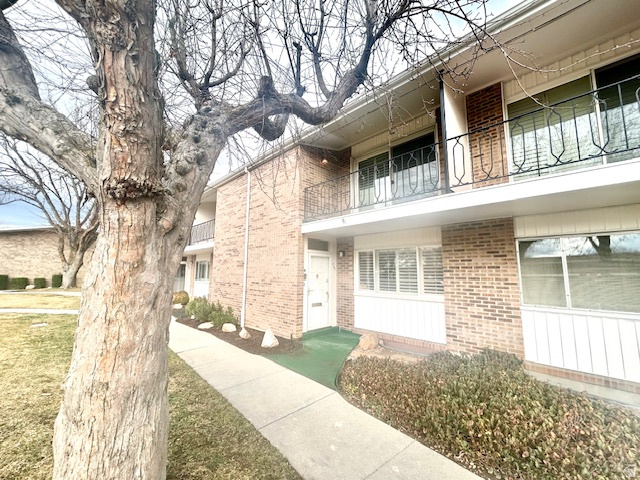 THREE FOUNTAINS - Residential