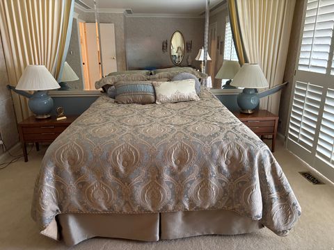 Tiny photo for 829 E THREE FOUNTAINS DR #267, Murray, UT 84107 (MLS # 2139565)