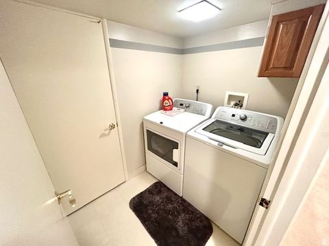 Tiny photo for 829 E THREE FOUNTAINS DR #267, Murray, UT 84107 (MLS # 2139565)