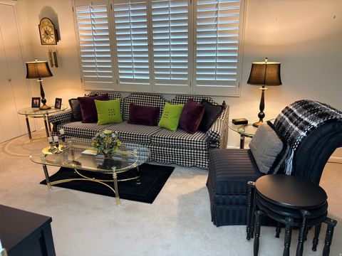 Tiny photo for 829 E THREE FOUNTAINS DR #267, Murray, UT 84107 (MLS # 2139565)