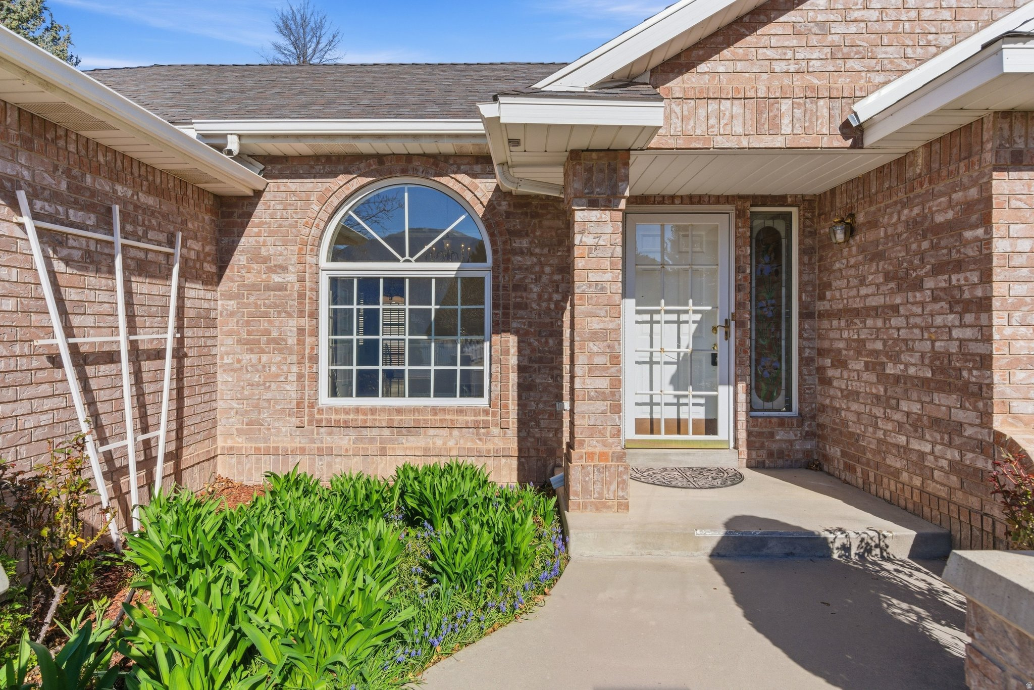 SUNSET RIDGE - Residential