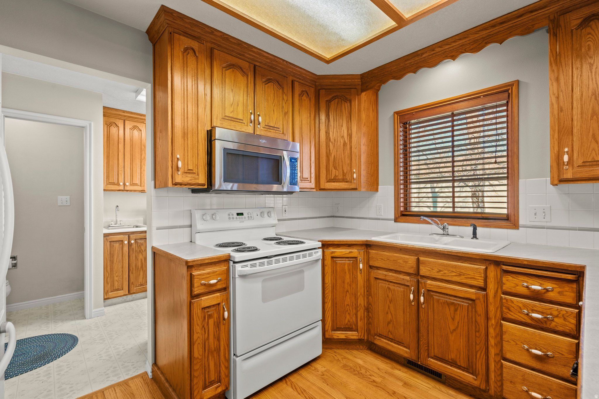 SUNSET RIDGE - Residential