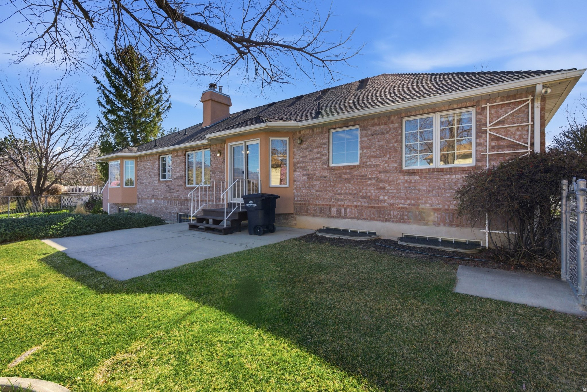 SUNSET RIDGE - Residential