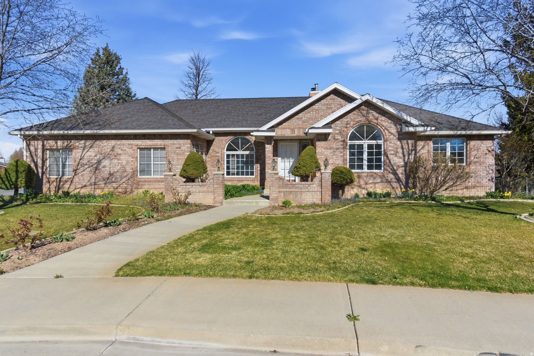 SUNSET RIDGE - Residential