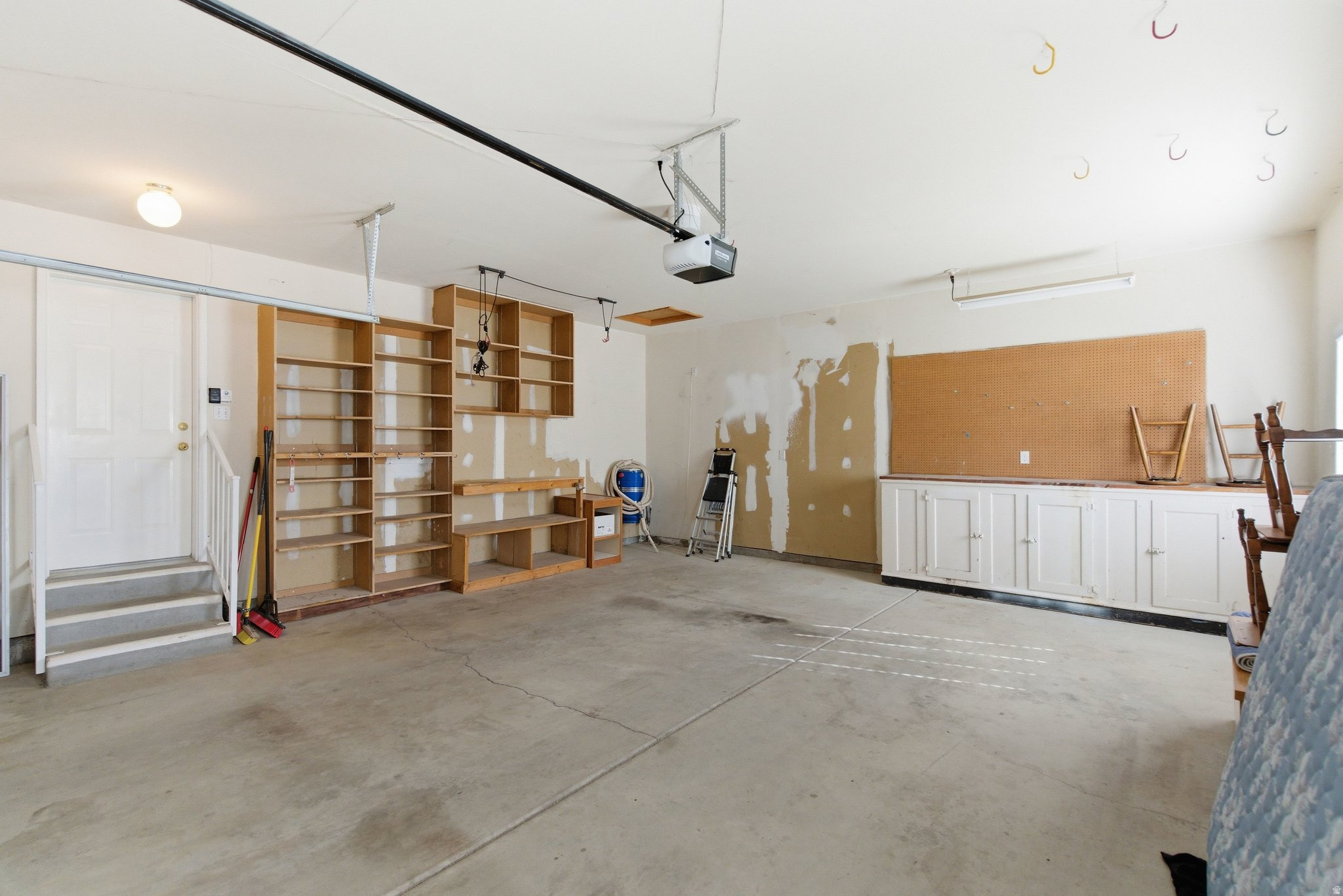 SUNSET RIDGE - Residential