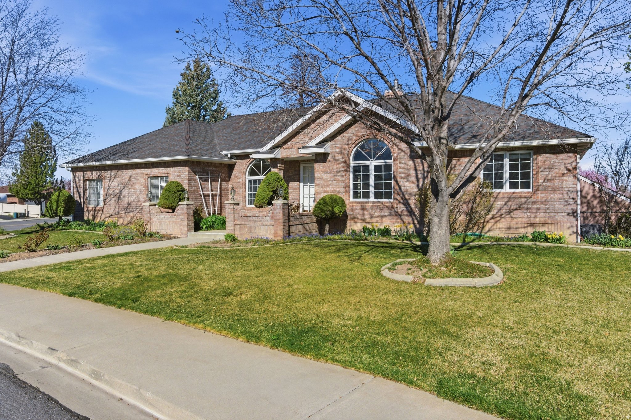 SUNSET RIDGE - Residential