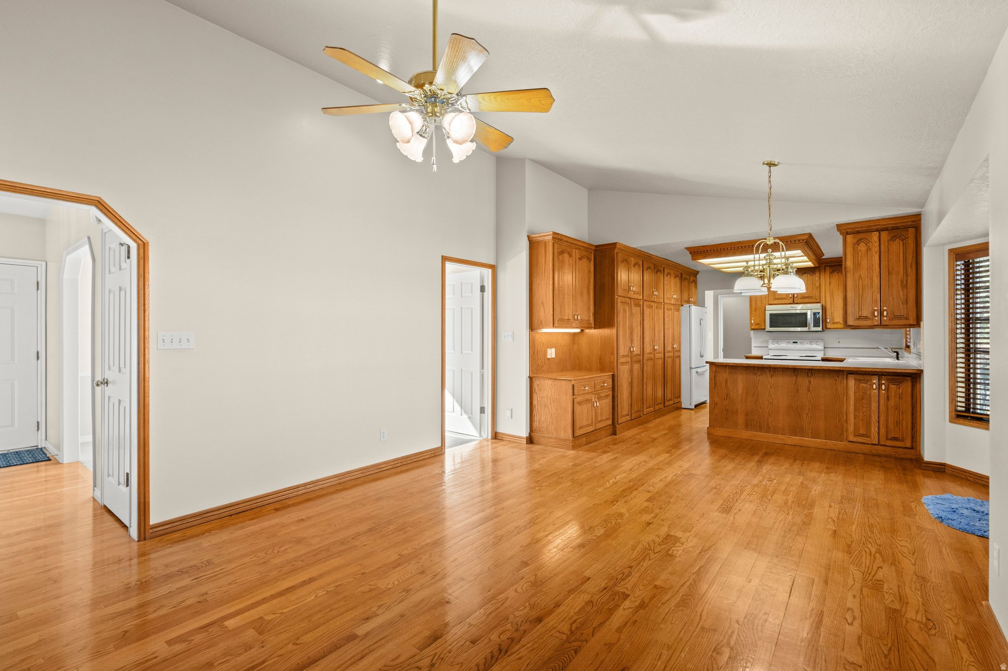 SUNSET RIDGE - Residential