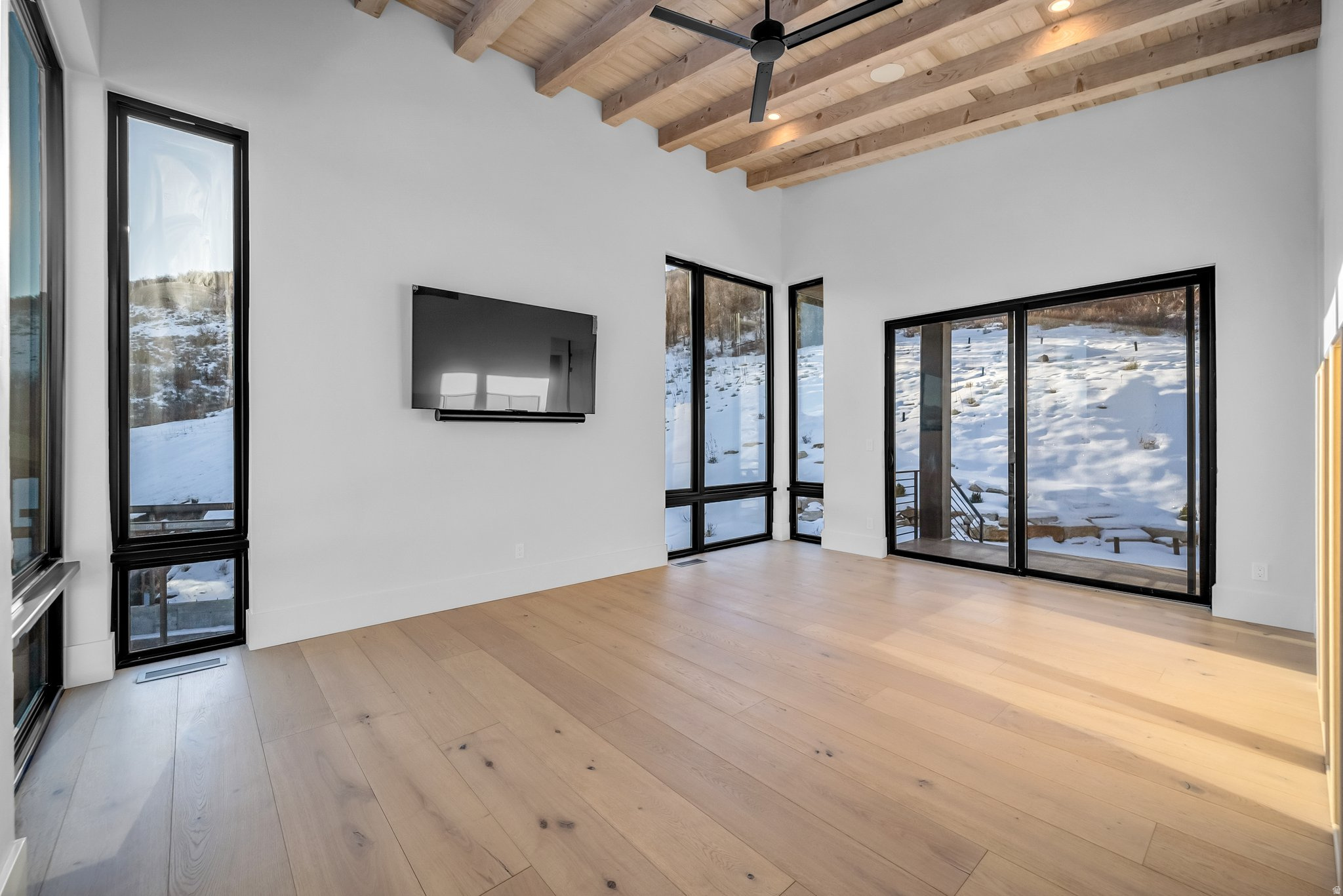 BENLOCH RANCH - Residential