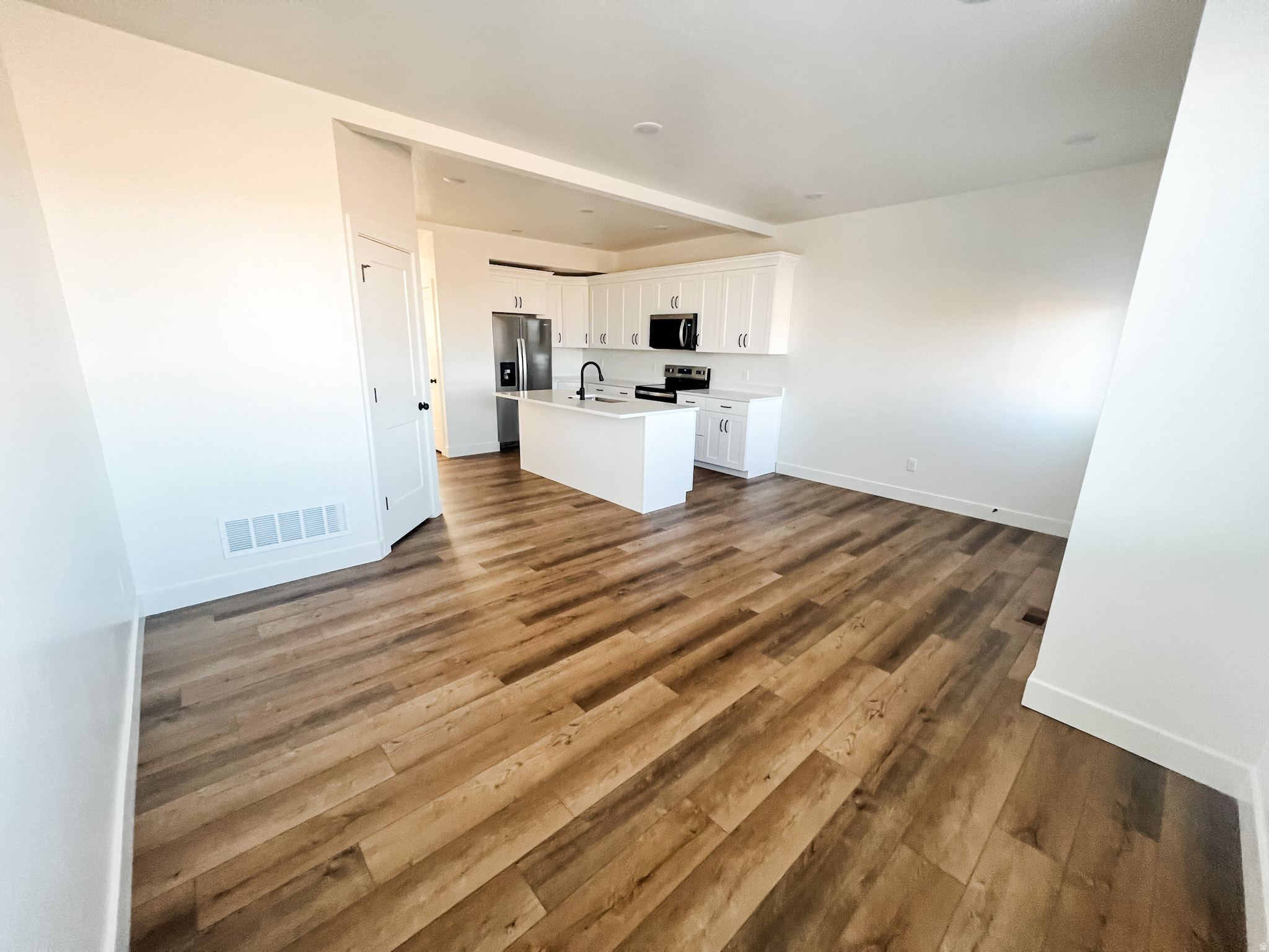 MEADOW'S EDGE - Residential