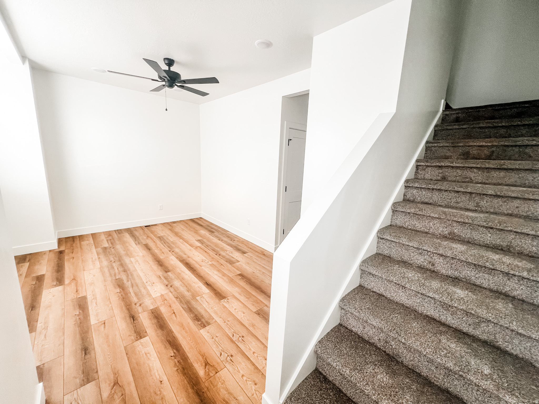 MEADOW'S EDGE - Residential