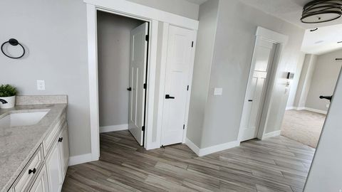 Tiny photo for 1951 W PARKVIEW DR, Syracuse, UT 84075 (MLS # 2134009)