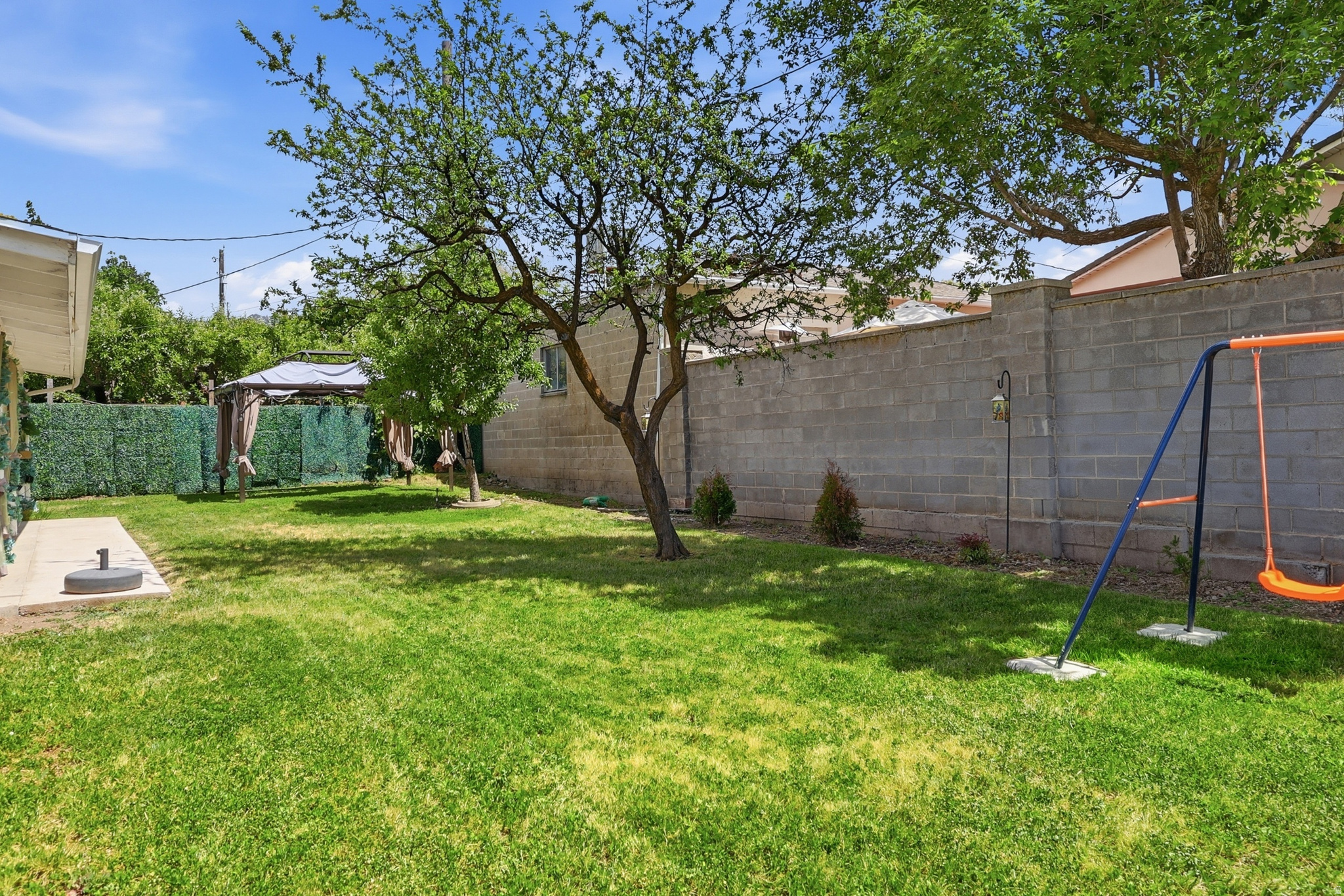 BLK & STEPHEIN 1ST - Residential