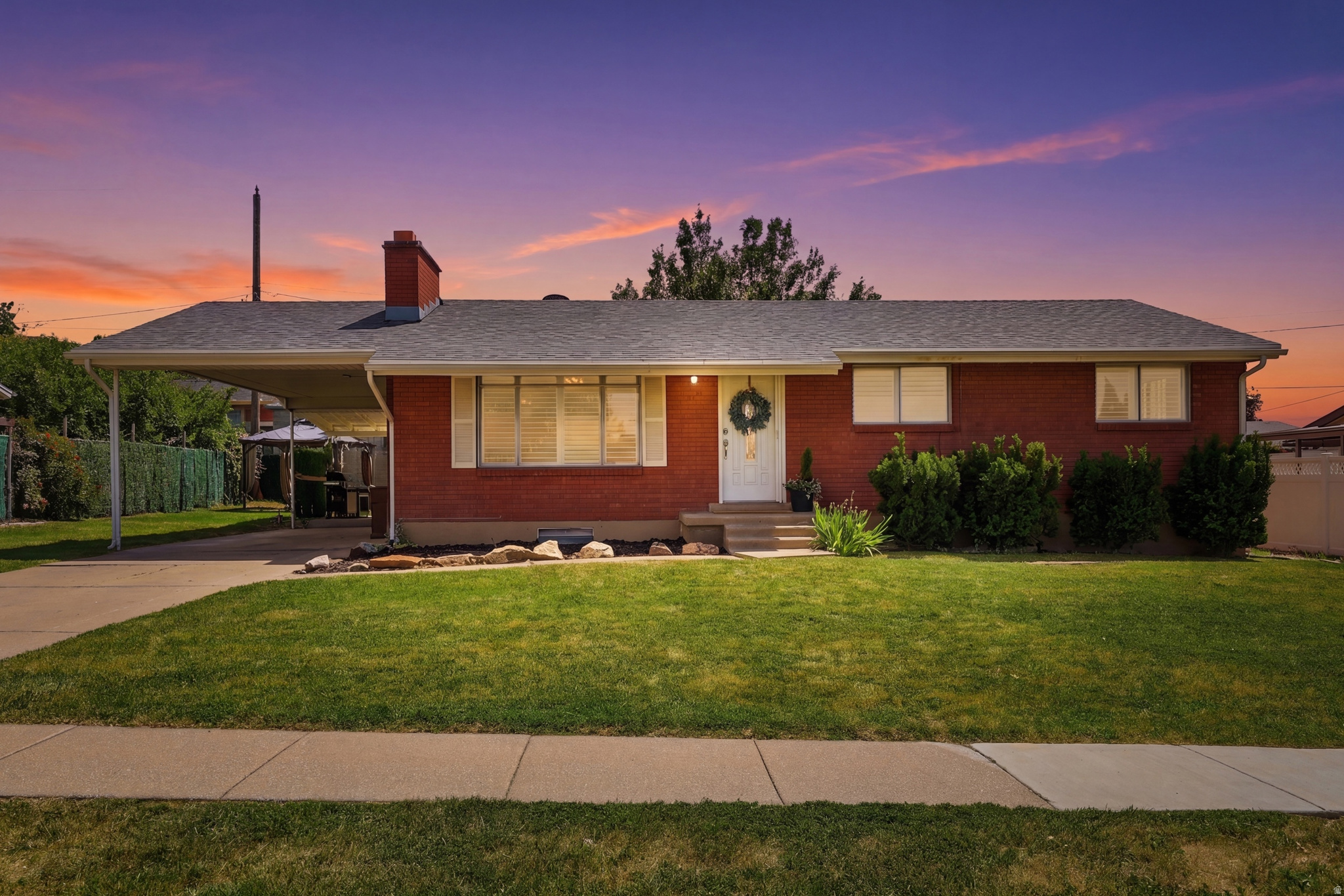BLK & STEPHEIN 1ST - Residential
