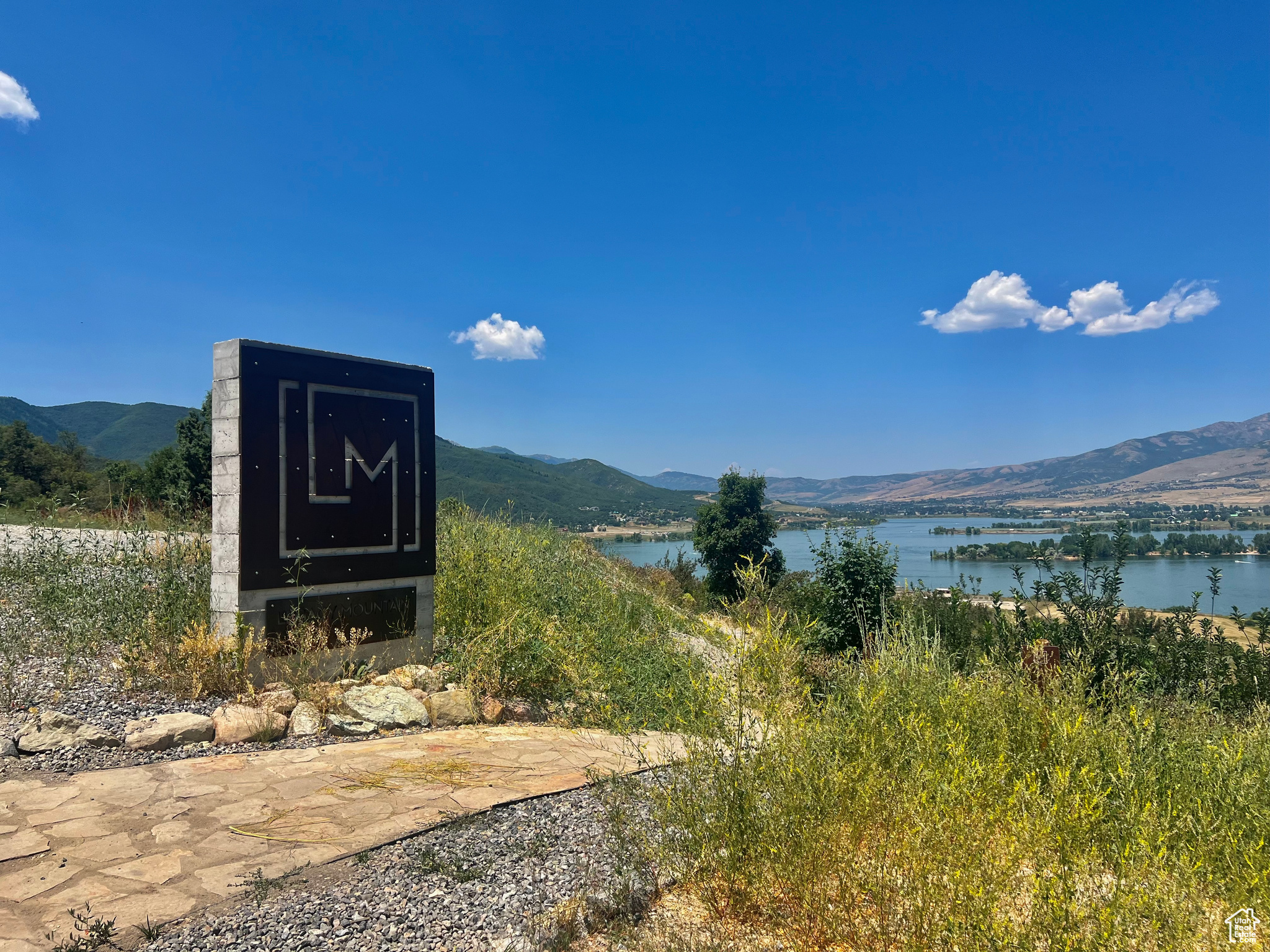 LEGACY MOUNTAIN - Land