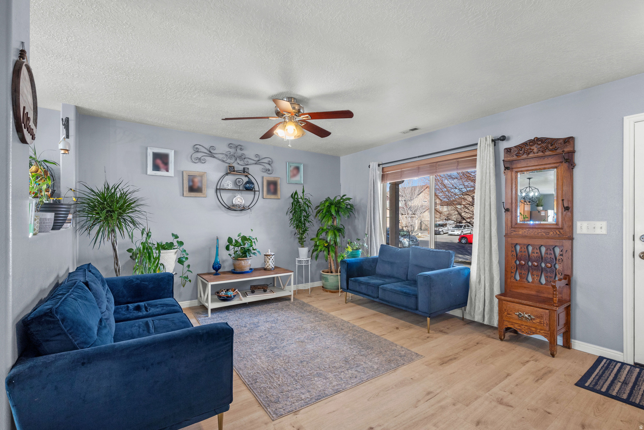 SPANISH VISTA - Residential