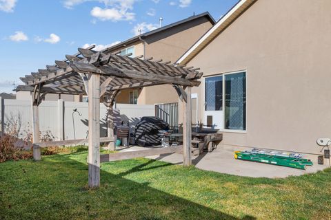 Tiny photo for 1878 E 1050 S, Spanish Fork, UT 84660 (MLS # 2132558)