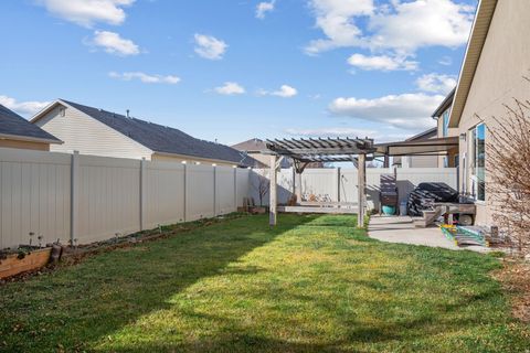 Tiny photo for 1878 E 1050 S, Spanish Fork, UT 84660 (MLS # 2132558)