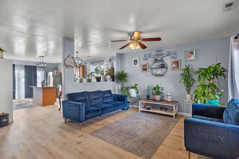 Tiny photo for 1878 E 1050 S, Spanish Fork, UT 84660 (MLS # 2132558)