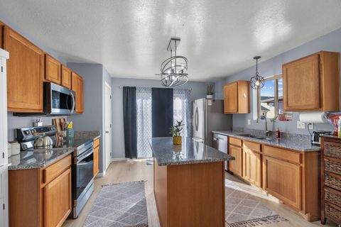 Tiny photo for 1878 E 1050 S, Spanish Fork, UT 84660 (MLS # 2132558)