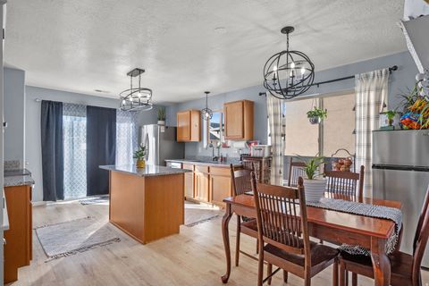 Tiny photo for 1878 E 1050 S, Spanish Fork, UT 84660 (MLS # 2132558)