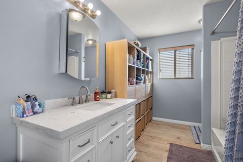 Tiny photo for 1878 E 1050 S, Spanish Fork, UT 84660 (MLS # 2132558)