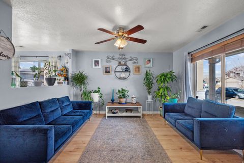 Tiny photo for 1878 E 1050 S, Spanish Fork, UT 84660 (MLS # 2132558)