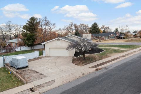 Tiny photo for 210 S 700 E, Clearfield, UT 84015 (MLS # 2123973)