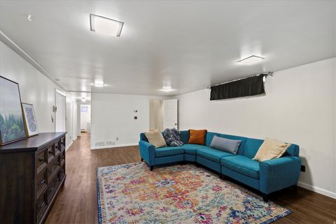 Tiny photo for 210 S 700 E, Clearfield, UT 84015 (MLS # 2123973)