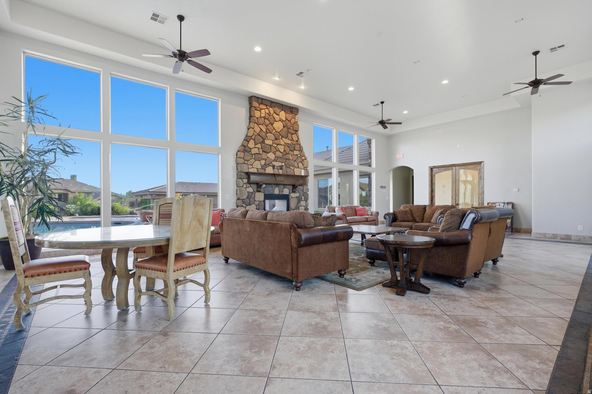 CORAL RIDGE - Residential