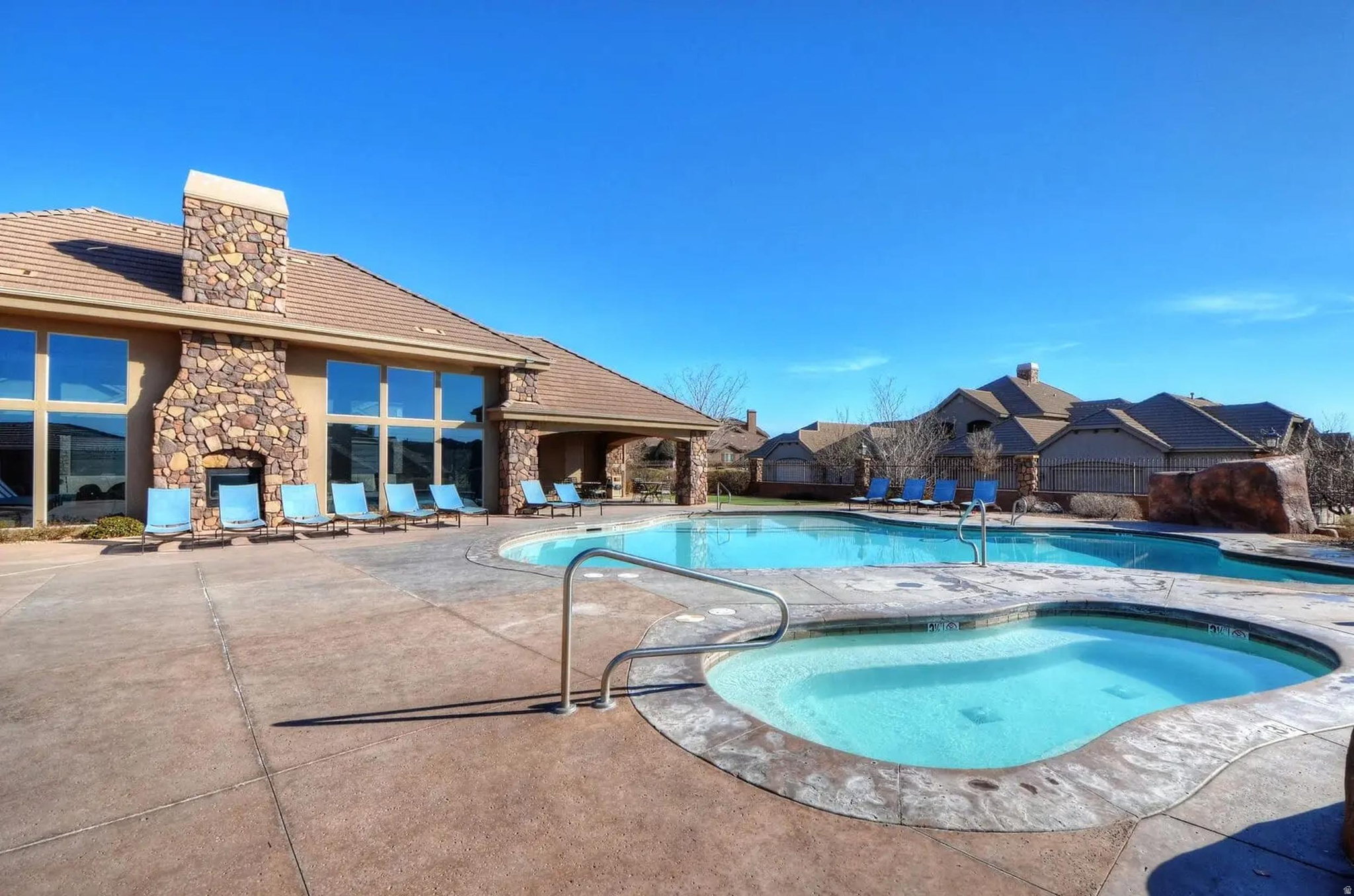 CORAL RIDGE - Residential